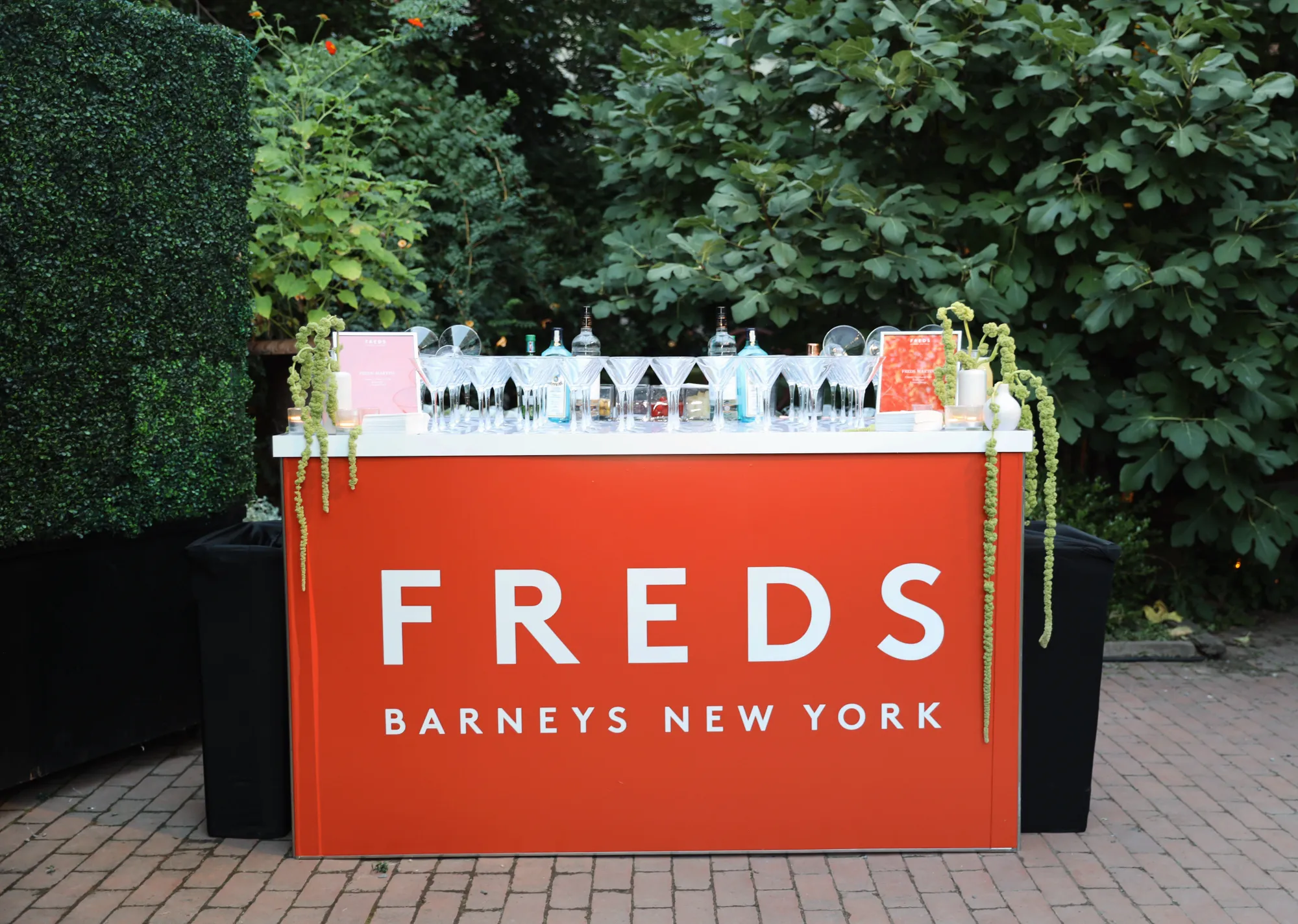 Barneys New York x Hourglass Cosmetics Pop Up Event — image 2