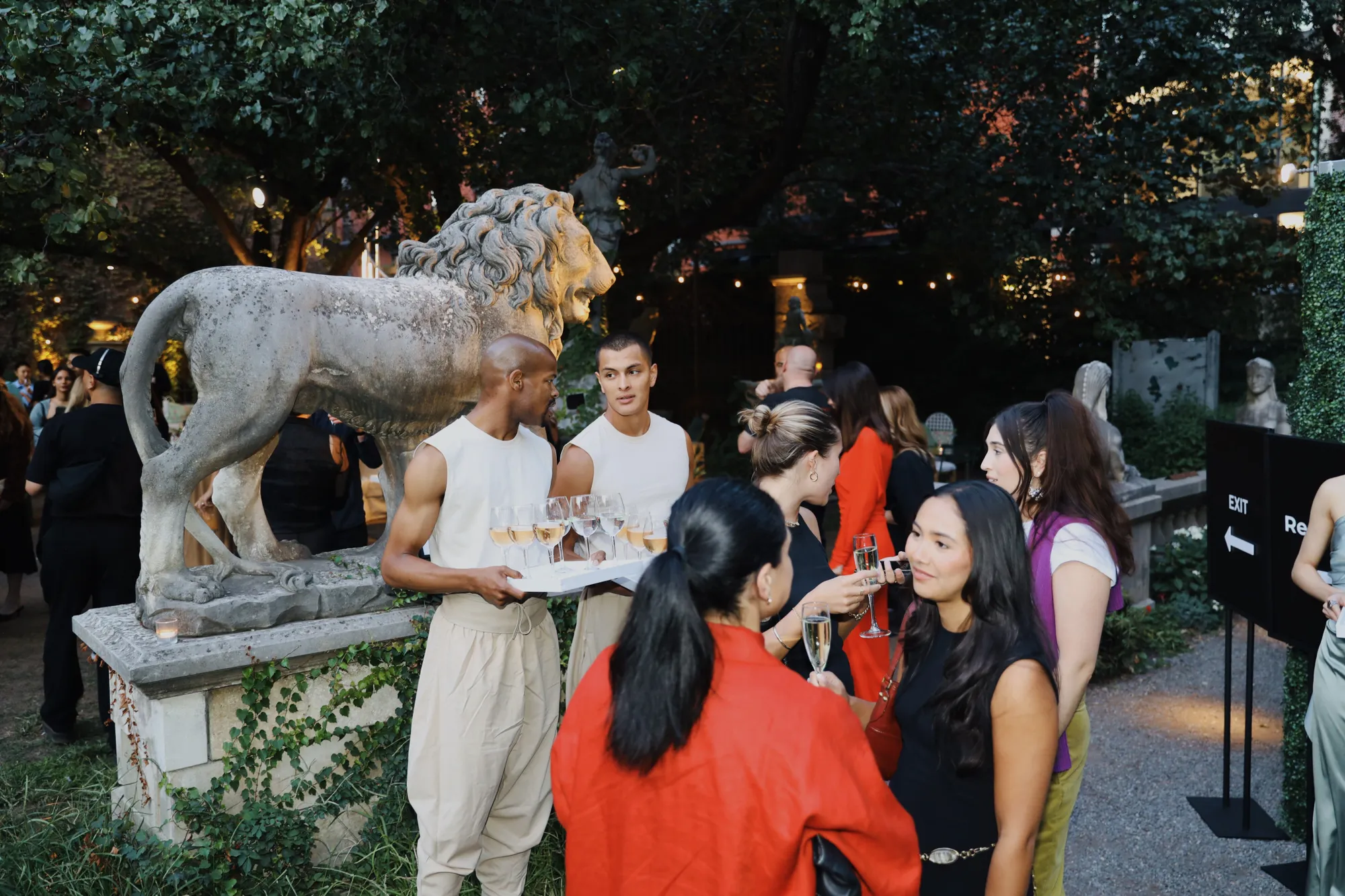 Barneys New York x Hourglass Cosmetics Pop Up Event — image 7