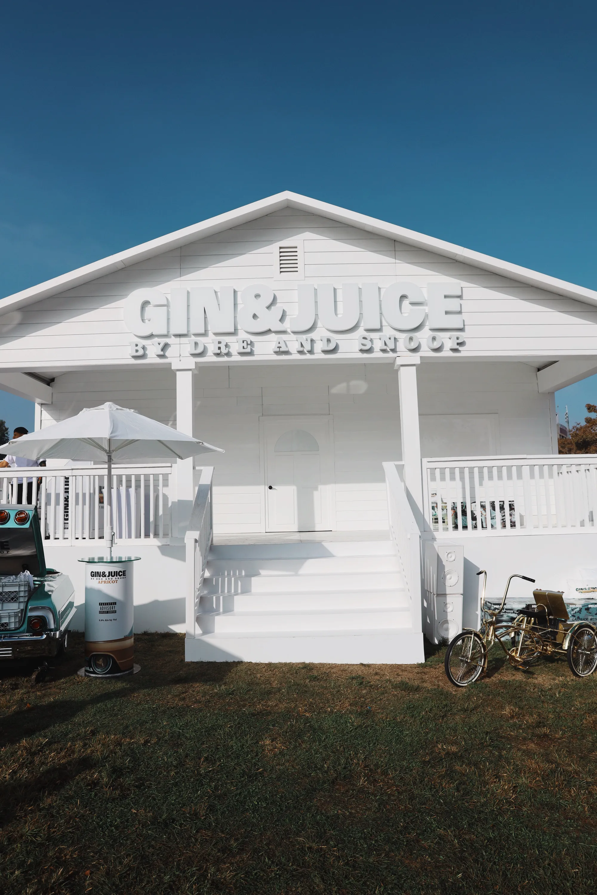 Gin & Juice Tailgate Tour — image 11
