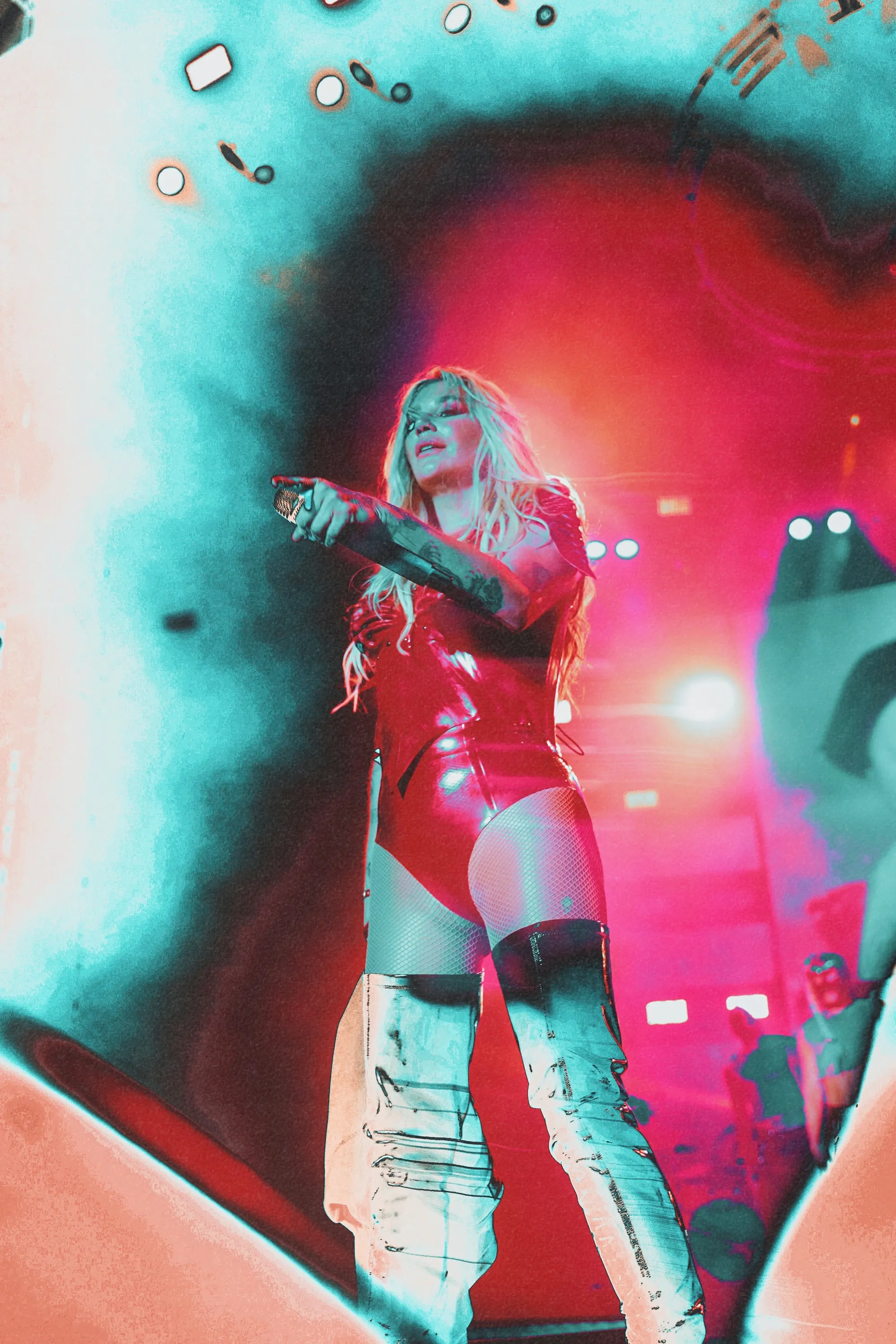 Kesha Concert Photography — image 3