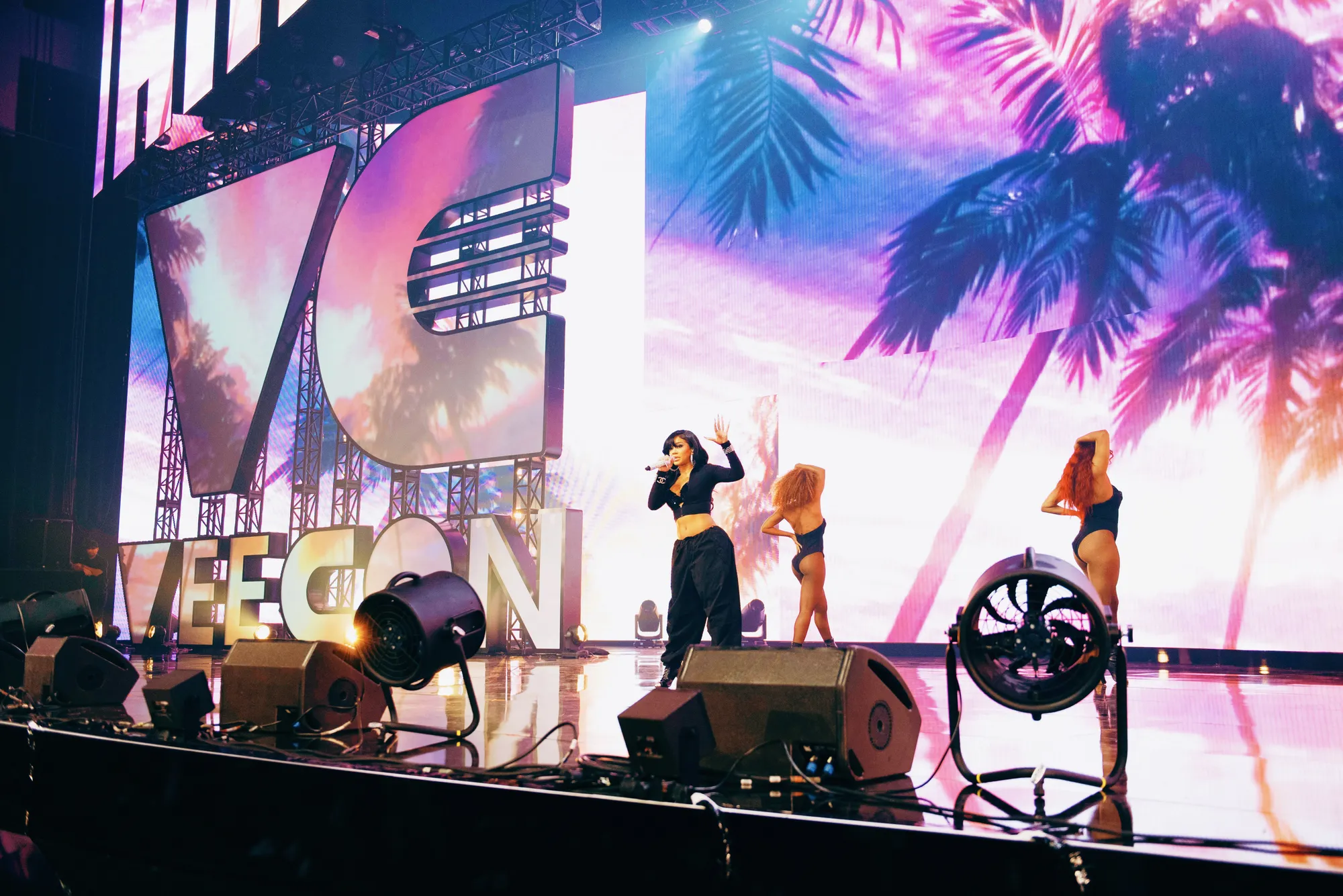Saweetie x Veecon — image 8